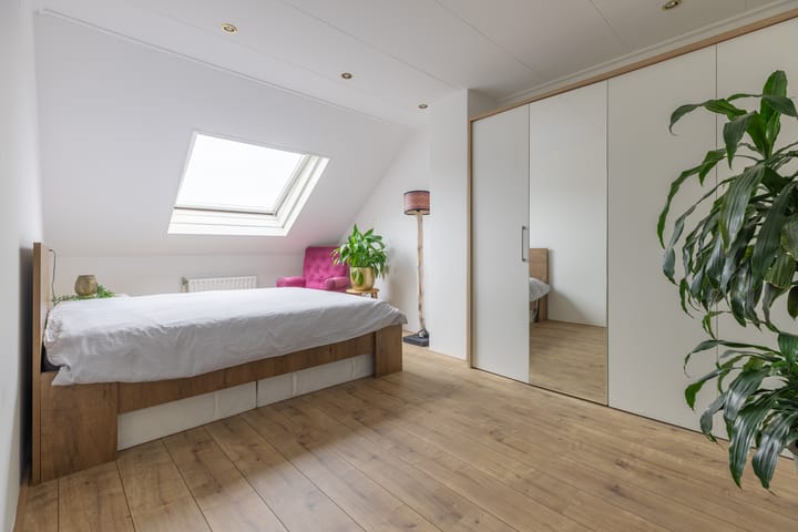 Foto 15 van Moutmolenstraat 28