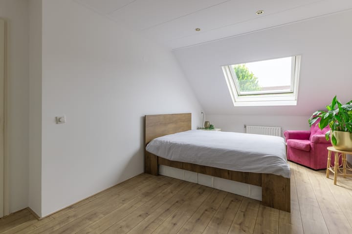 Foto 16 van Moutmolenstraat 28