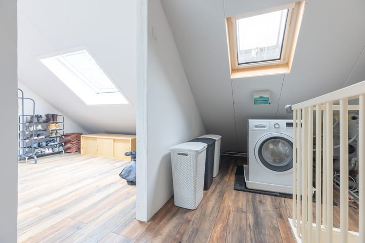 Foto 22 van Moutmolenstraat 28