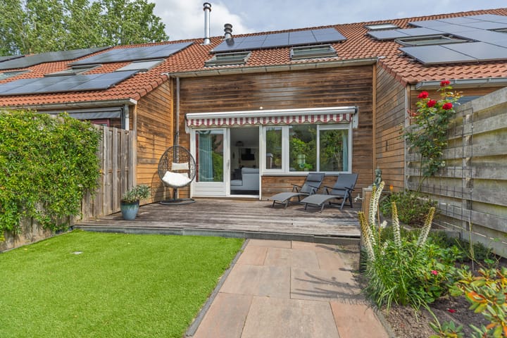 Foto 28 van Moutmolenstraat 28