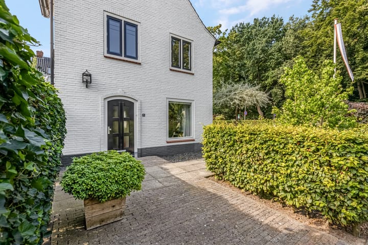 Foto 5 van Julianalaan 5