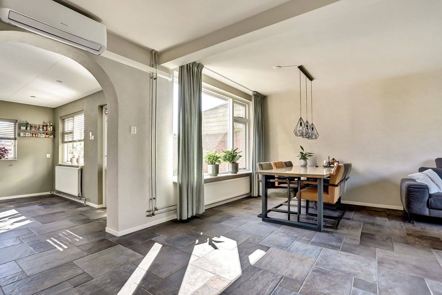 Foto 5 van Hazebrouckstraat 17