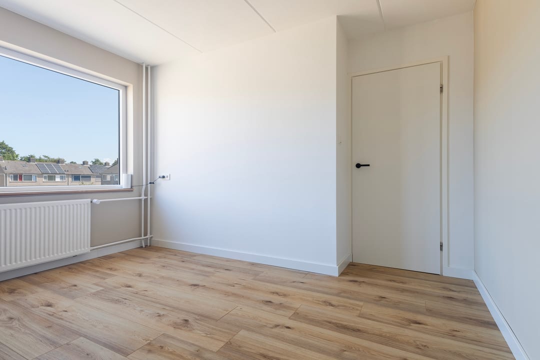 Photo 32 of Graldastins 57