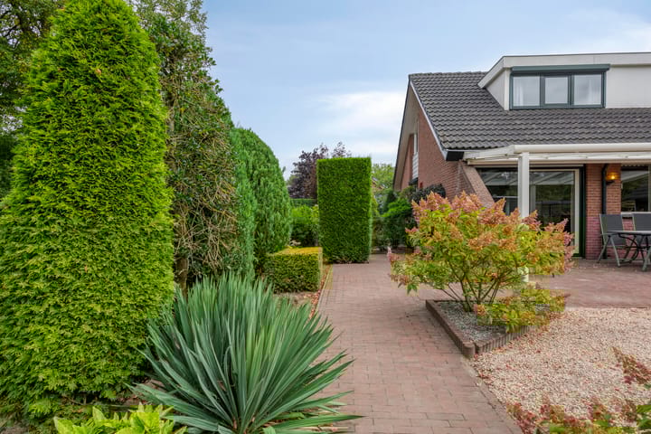 Foto 32 van Weerdslag 52