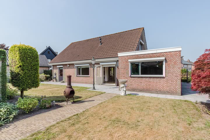 Photo 2 of Beukenlaan 5