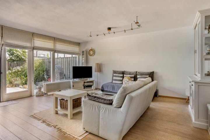 Foto 3 van Zandroos 30