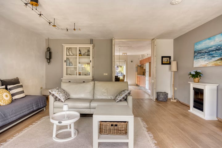 Foto 6 van Zandroos 30