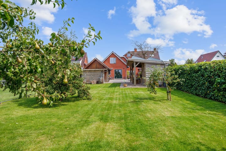 Foto 66 van Stationsweg 72