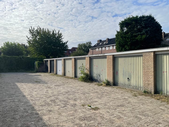 Photo 3 of Waltherlaan 36 GAR07