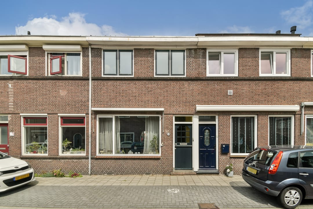 Foto 1 van De Genestetstraat 12