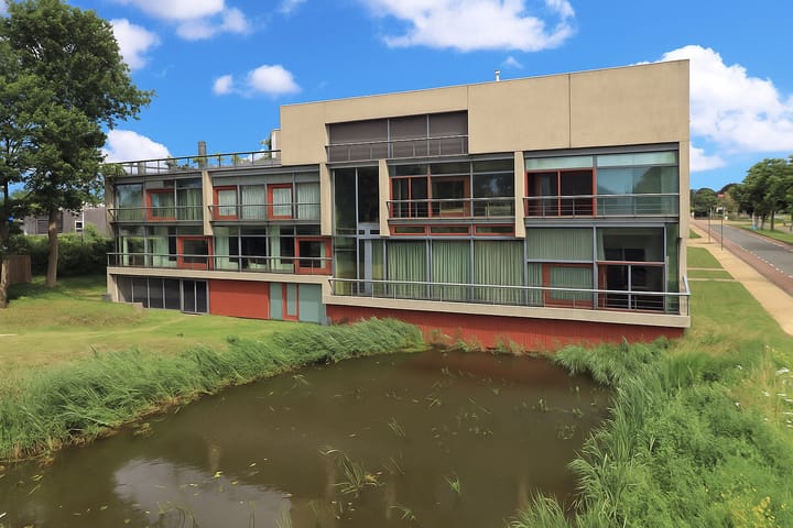 Foto 1 van Stationsplein 16