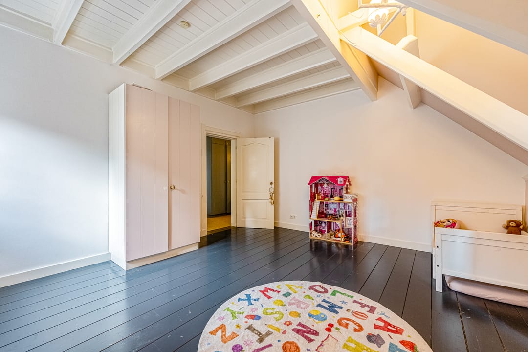 Foto 41 van Naarderstraat 68