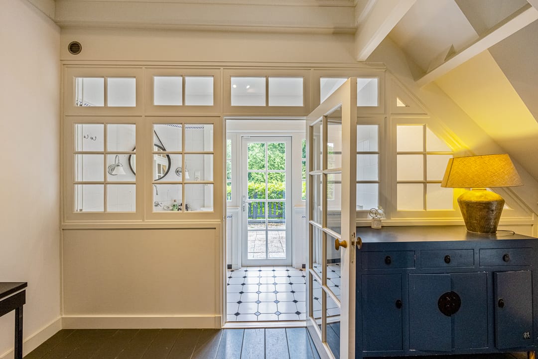 Foto 53 van Naarderstraat 68