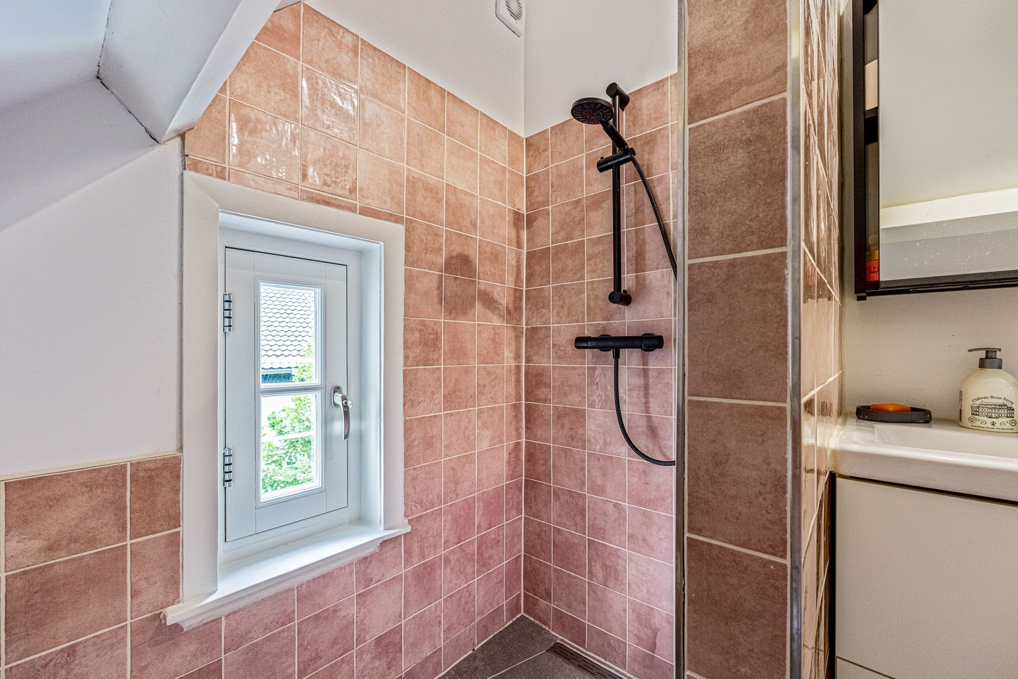 Foto 66 van Naarderstraat 68