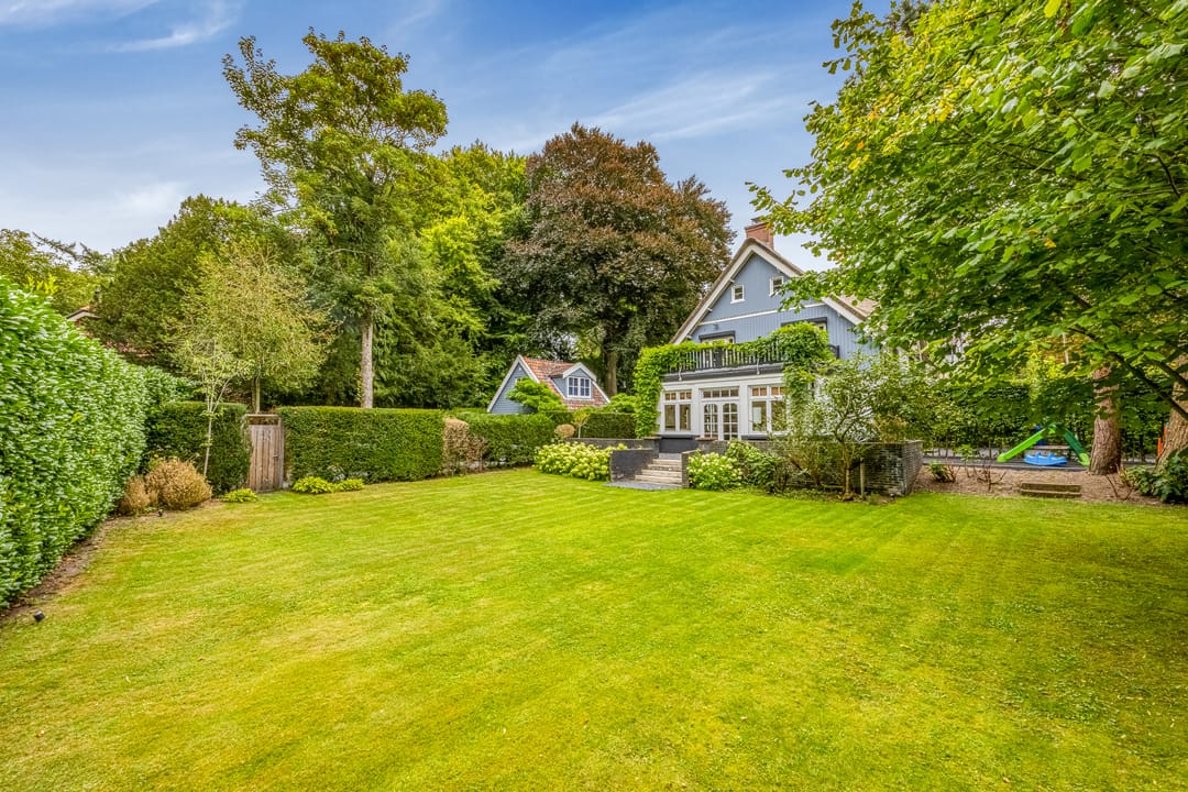 Foto 76 van Naarderstraat 68