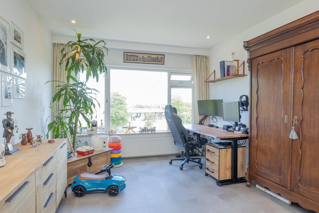 Foto 13 van Laurens Reaellaan 74-III