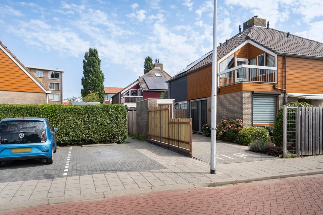 Foto 46 van Prins Clausplein 4