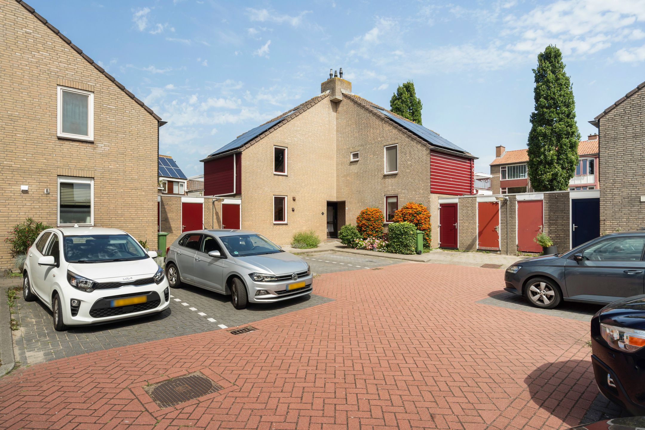 Foto 48 van Prins Clausplein 4