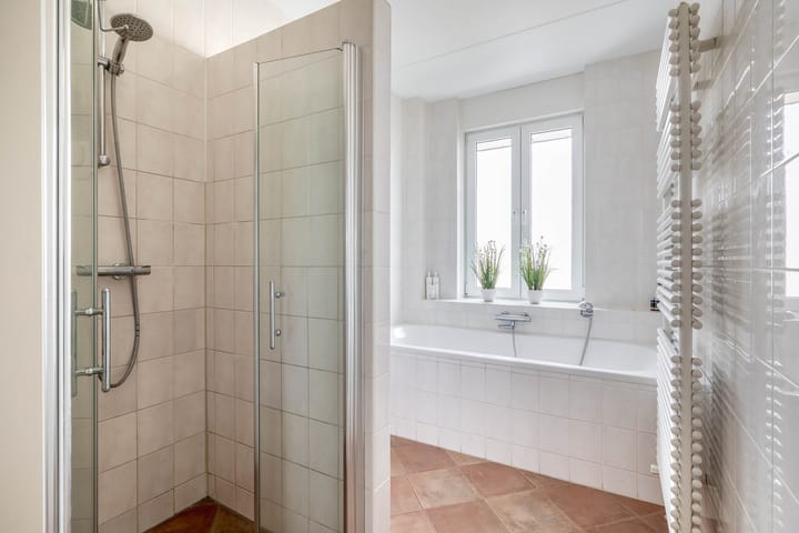 Foto 24 van Bernhardlaan 3-E