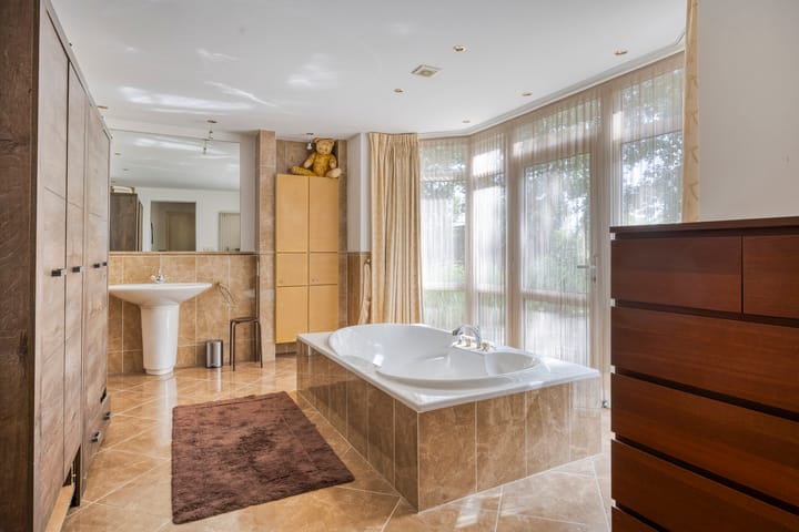 Foto 3 van Vale Peelweg 4