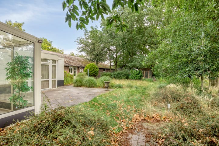 Foto 30 van Vale Peelweg 4