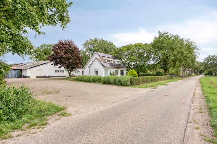 Foto 6 van Vale Peelweg 4