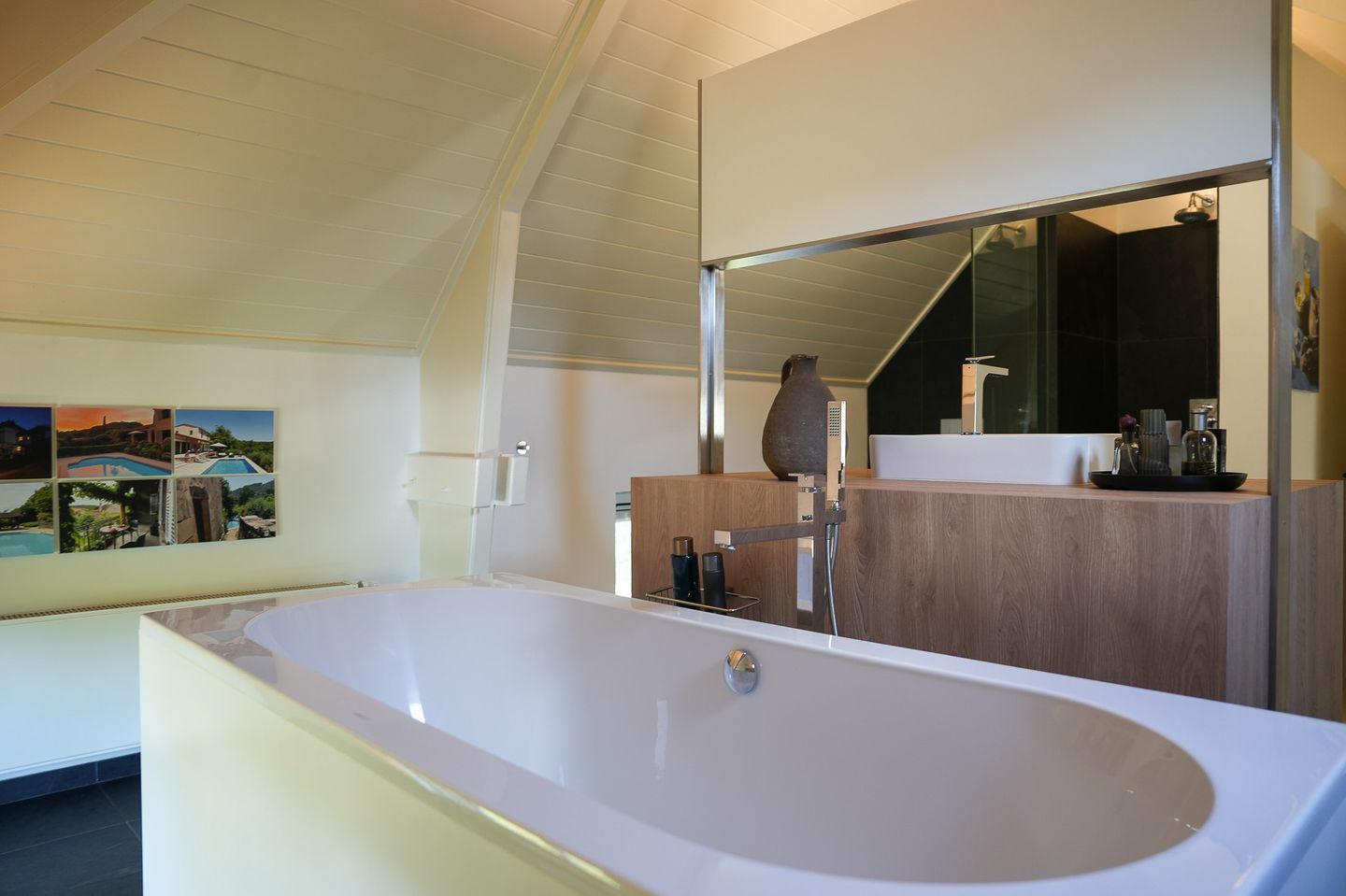 Photo 34 of Waalbandijk 21