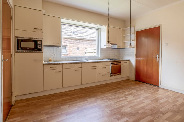 Foto 7 van van Nispenstraat 3