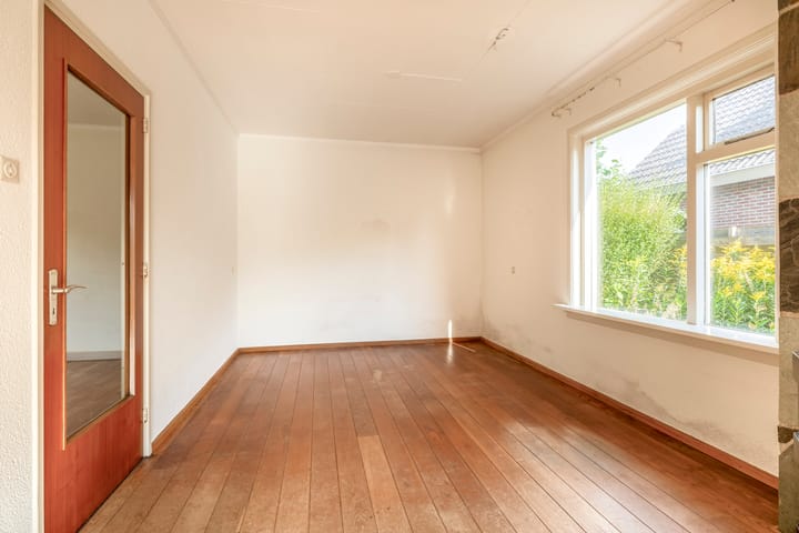 Foto 14 van van Nispenstraat 3