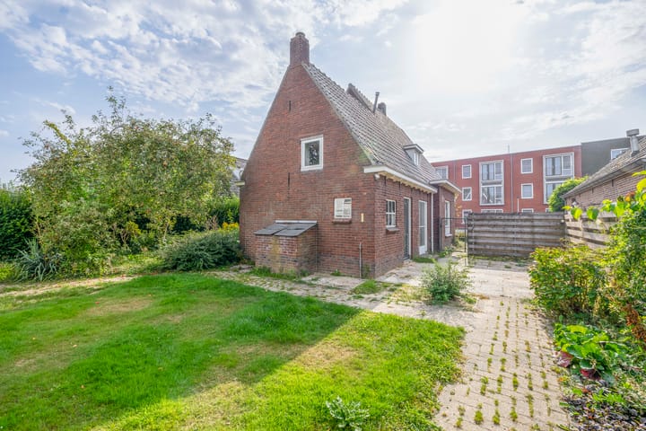 Foto 41 van van Nispenstraat 3