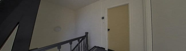 Entree op 3e verdieping naar appartement