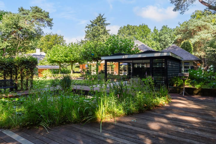 Photo 4 of Koninginnelaan 9