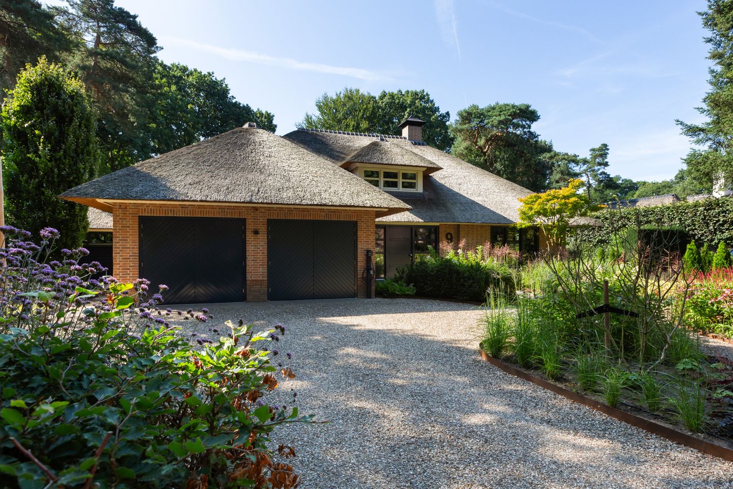 Photo 5 of Koninginnelaan 9