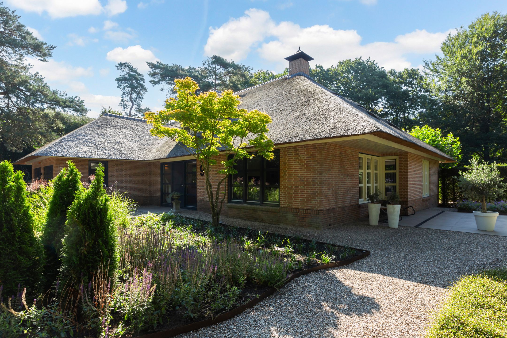 Photo 6 of Koninginnelaan 9