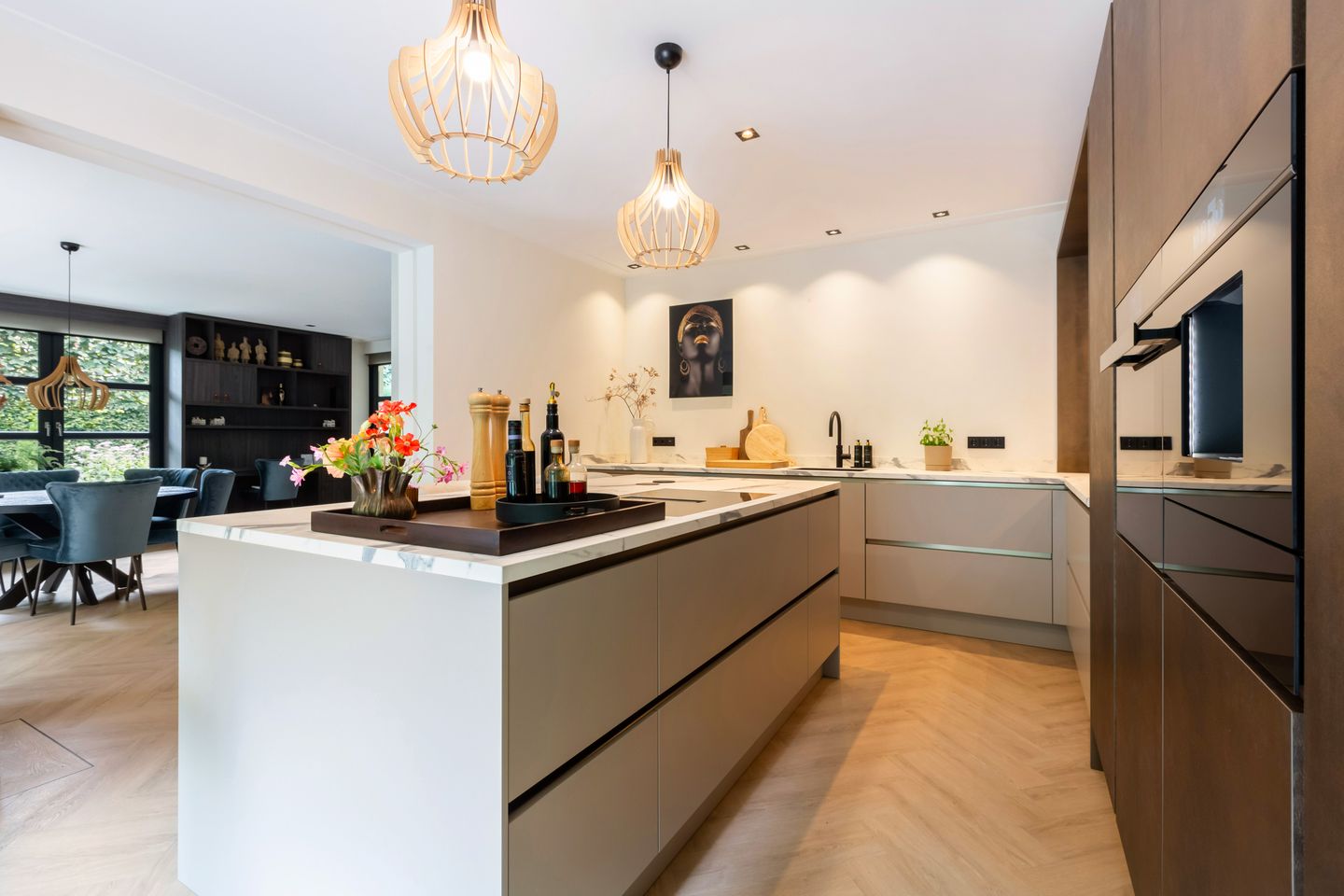 Photo 25 of Koninginnelaan 9