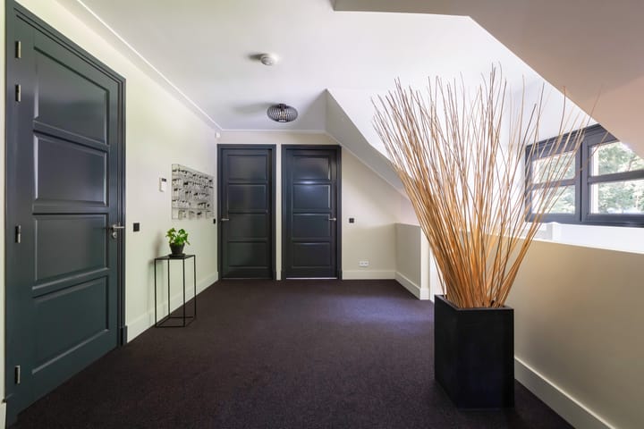 Photo 46 of Koninginnelaan 9