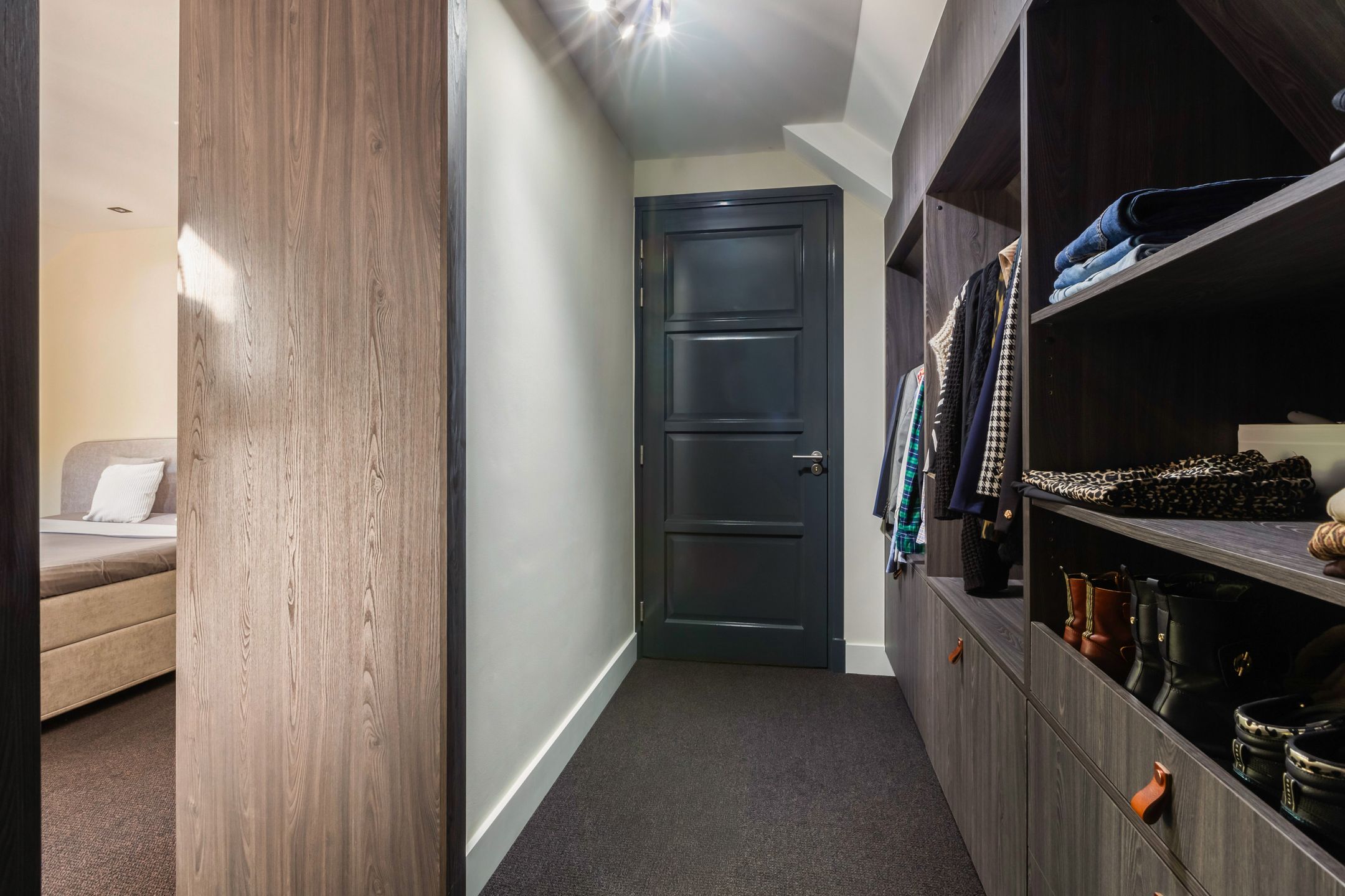 Photo 51 of Koninginnelaan 9