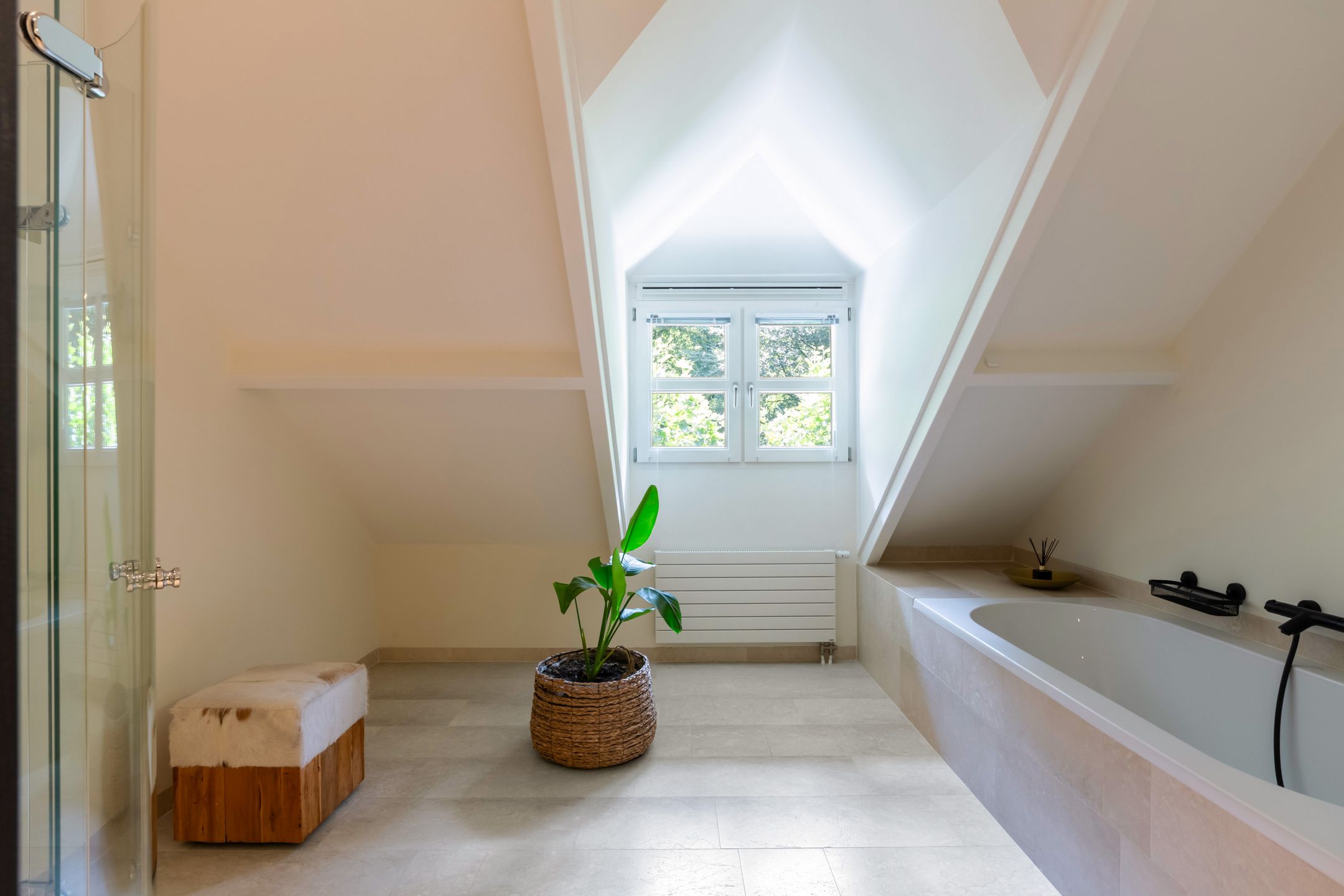 Photo 54 of Koninginnelaan 9