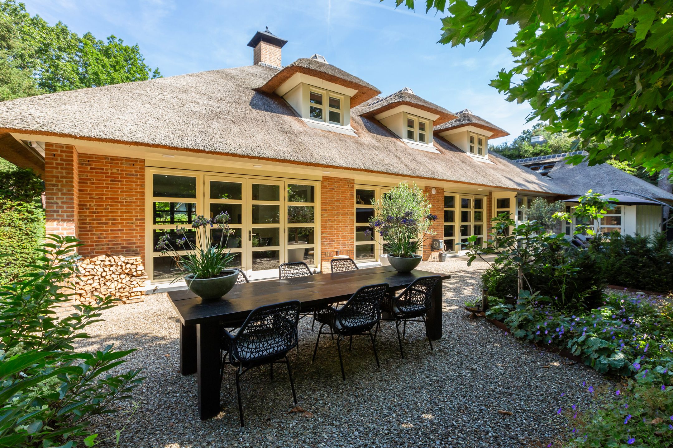 Photo 60 of Koninginnelaan 9