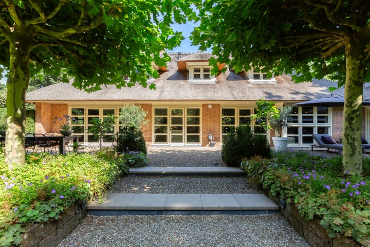 Photo 67 of Koninginnelaan 9