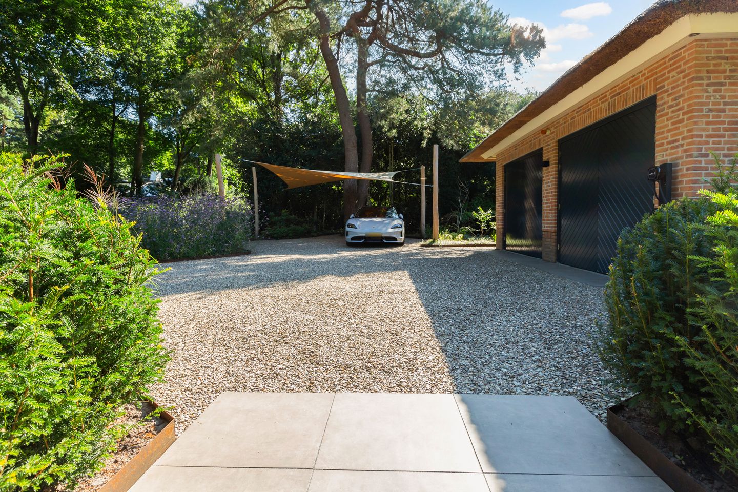 Photo 89 of Koninginnelaan 9