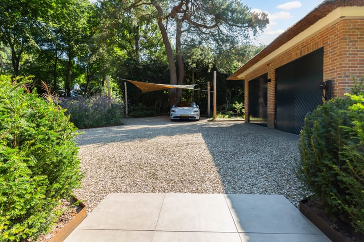 Photo 89 of Koninginnelaan 9