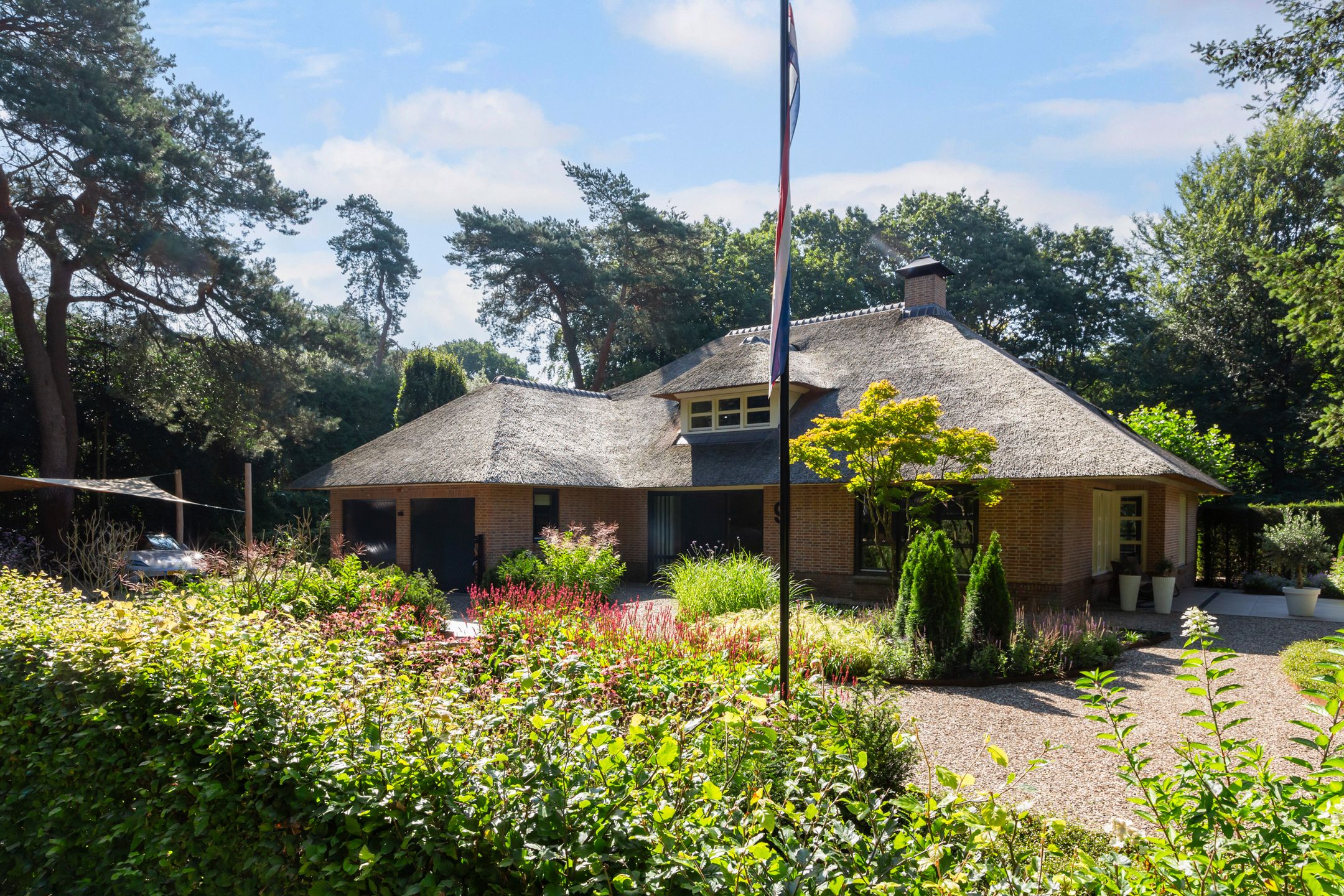 Photo 90 of Koninginnelaan 9