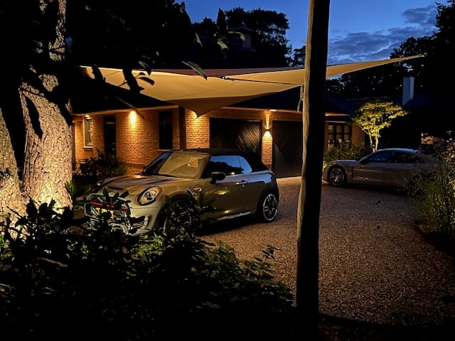 Photo 102 of Koninginnelaan 9