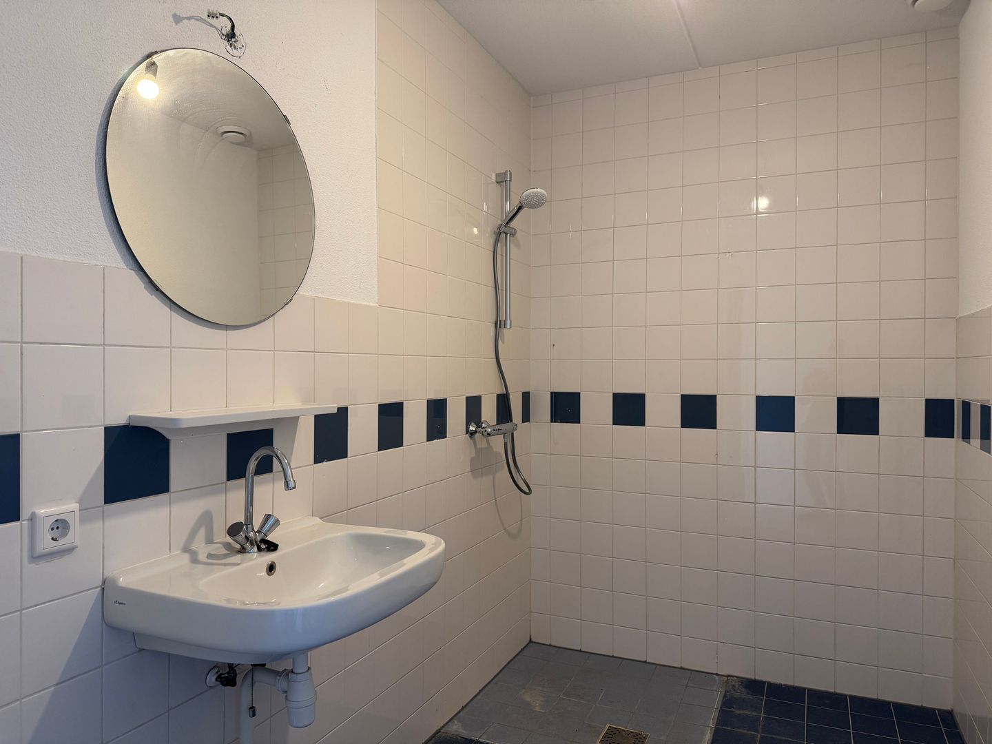 Photo 4 of Van Obdamstraat 17