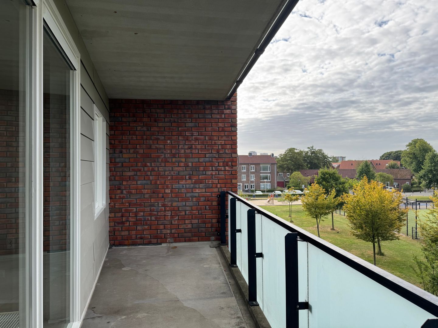 Photo 5 of Van Obdamstraat 17