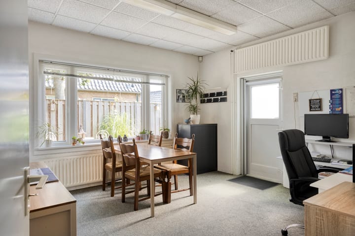 Photo 11 of Dorpsstraat 7