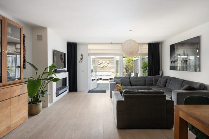 Photo 5 of Schrijnwerkerij 27