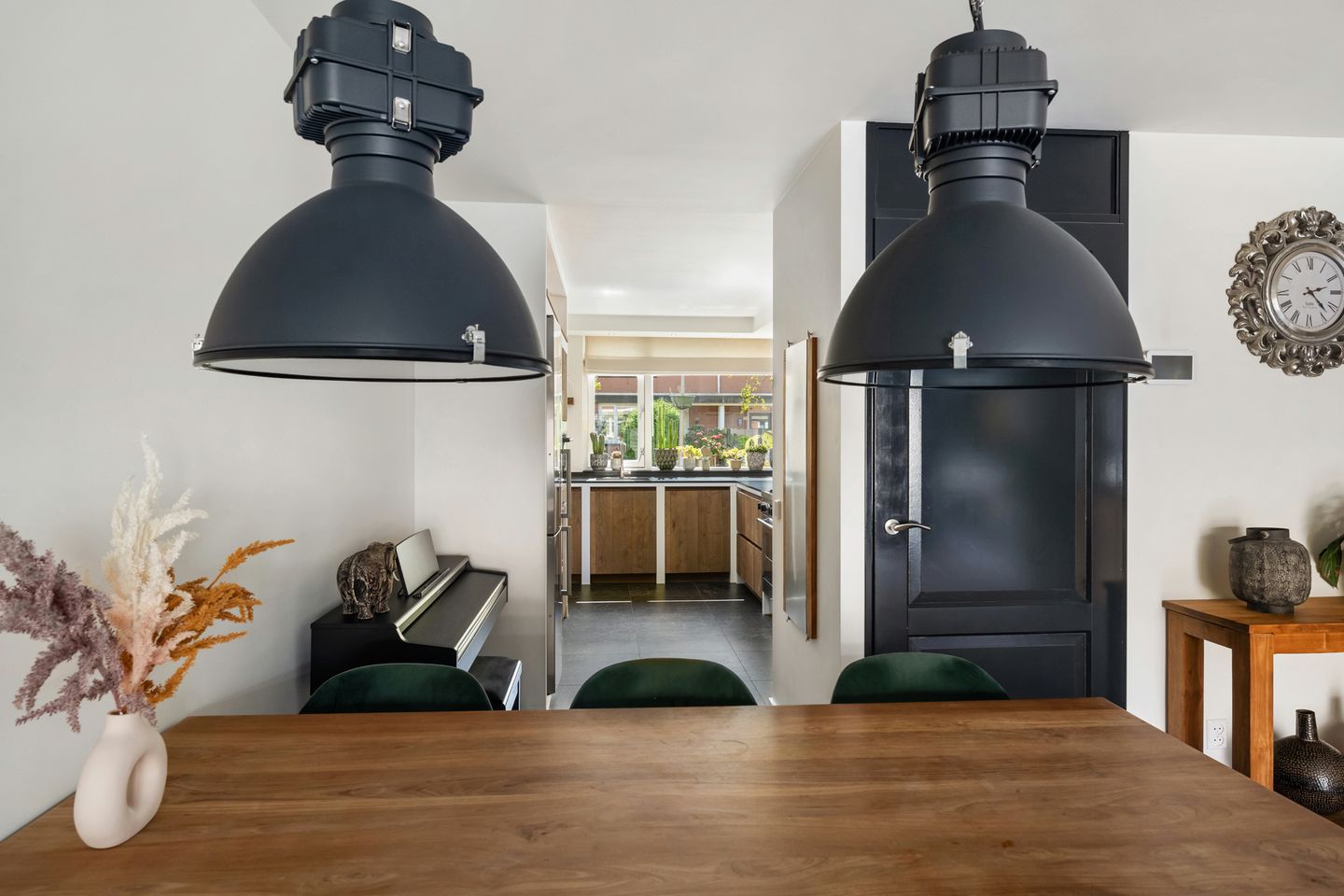 Foto 19 van Schrijnwerkerij 27