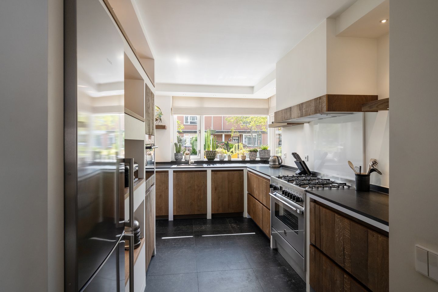 Foto 20 van Schrijnwerkerij 27